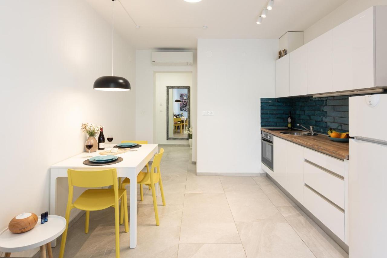 Sunny Side Apartament