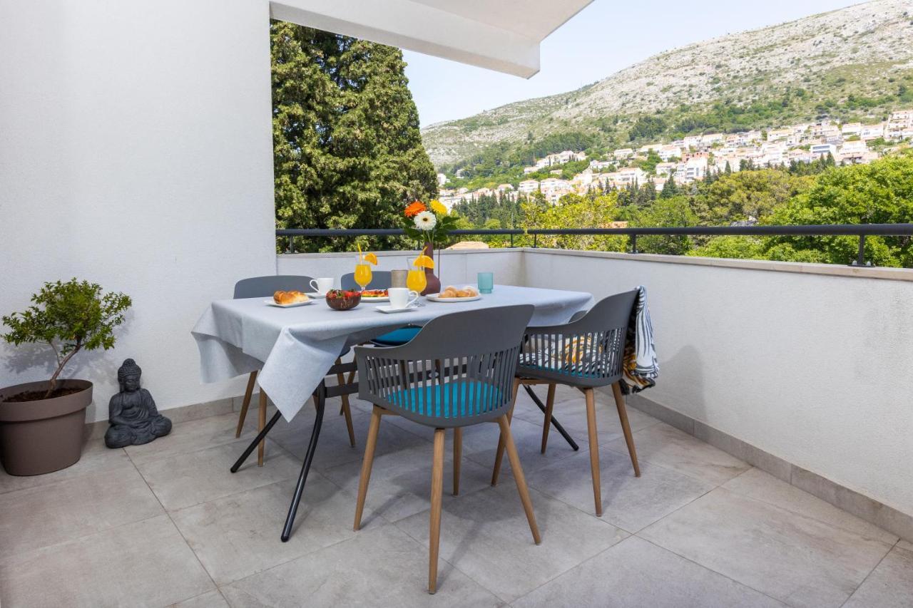 Sunny Side Apartament
